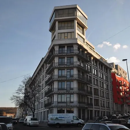 Liberty Free Parking Praga